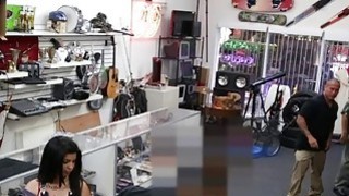 Mahindra XUV300 Price - Images, Colours & Reviews