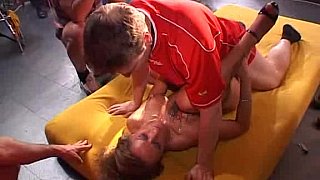 Vợ Đường Sơn bị địt và hét lên baba