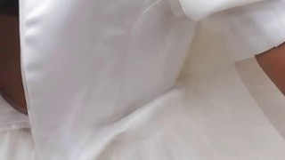 Cháu trai đến ở nhà chú để ôn thi đại học và gặp được người dì đang thiếu thốn