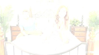 Má kế trẻ giúp đỡ khi nhìn thấy con trai thủ dâm