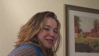 Người phụ nữ đi làm gái mát-xa chỉ vì Anh xã thường không quan tâm