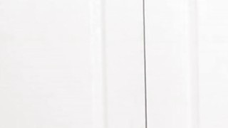 Bố dượng không chịu được trước cô con gái quá múp tuổi trưởng thành