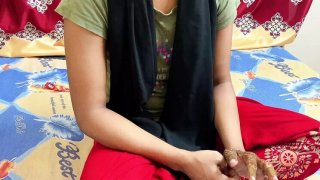 Phản ứng của bạn gái gợi cảm