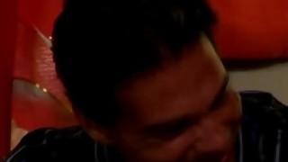 Cháu của chú dạo này lớn quá chú địt mãi mà không nhận ra