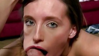 MKMP-493-C Chỉ có chikusha ngọt ngào và dịu dàng của một cô gái buồn mới có thể chiến thắng! Tipsy đảo ngược nhặt với núm vú chơi