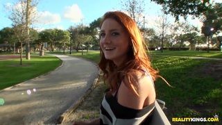 3000 tệ cho một gái gọi cao cấp 23 tuổi, đôi chân dài 170cm và bộ ngực tuyệt đỉnh, trình độ quyến rũ hạng nhất, trước sau nở nang, một mỹ nhân đáng để quan hệ tình dục...