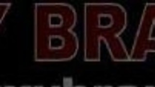 Thấy bạn gái của con trai mãi không có thai, bố Chồng yêu hiểu ra vấn đề ở cậu con trai nên đã…