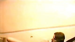 "Con gọi ta là mẹ đỡ đầu suốt ba năm nay, thật bất công!"