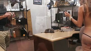 Chơi hết một hộp bcs với chị gái bạn gái quá mức dâm đãng