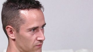 Hiếp dâm em hàng xóm