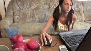 Lén lút bơm tinh ngập lồn chị gái xinh đẹp Ichika Hoshimiya