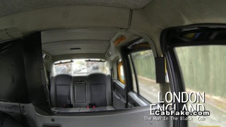 Cận cảnh đánh giá của nữ thần đầy đặn