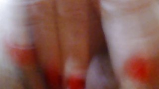 Anh có muốn quan hệ tình dục với em không? Chèn trơn tru vào cái lồn nhỏ đang dâm đãng