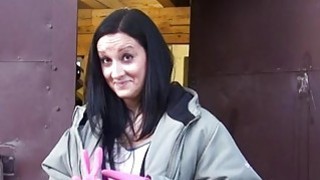 Tôi đã đạt cực khoái nhiều lần khi dùng nắm đấm lớn này để địt đít tôi