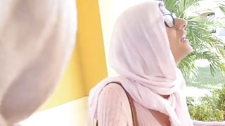 Học đánh vần cùng chị gia sư dâm dục Amiri Saitou