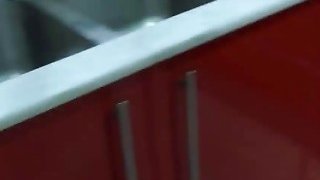 Mất ngủ vì cô con gái liên tục gạ địt