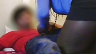 Nữ văn phòng đáng thương bị nhóm tội phạm biến thái nhắm đến