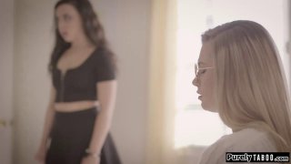 Phát hiện em kế bướm múp rụp đăng phim sex trên pỏn hub