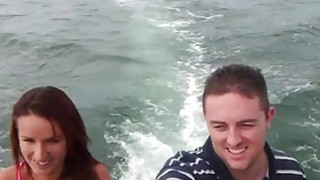 Bú lấy bú để em sò huyết hồng hào không lông