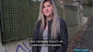 Đưa bạn đến trải nghiệm mại dâm từ góc nhìn đầu tiên. Dụ dỗ những người gần đó quan hệ tình dục