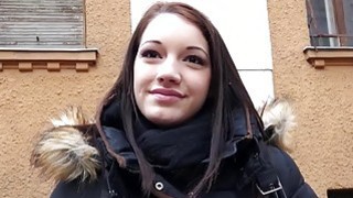 Chỉ với 1000 yên, bạn sẽ được idol jav phục vụ tại một quán bar