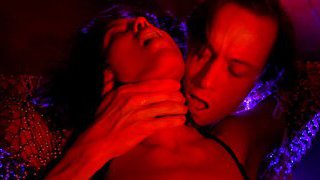 Anh bạn cùng phòng biến thái