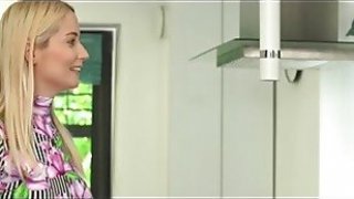 NSFS-124, NSFS-124 Vợ của ông chủ và cấp dưới 19～Sự giúp đỡ riêng tư của vợ ông chủ và vợ cấp dưới～Hakuhana Shiro