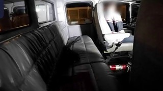 Bố chồng lén vụng trộm cùng con dâu trong bếp