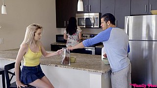 Có người tình ngon nhưng trym bị hỏng, thanh niên nhìn bạn học làm tình cô ấy