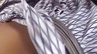 Bố đến ở nhờ rồi cướp luôn em ghệ đang sống thử với cậu con trai