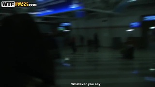 Em hàng xóm thiếu hơi cặc và anh chàng đụ dai