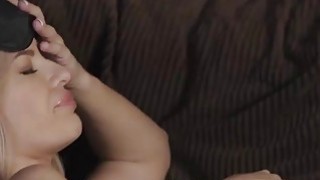 Chăm sóc con cặc bố chồng nhiệt tình