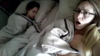 MIDV-448 Bộ ngực thần thánh của một cô nhân viên văn phòng đeo kính giản dị, ngực to, phục tùng - Tôi sẽ xoa núm vú của cô ấy cho đến khi chúng cứng lại, và quan hệ với cô ấy cho đến sáng