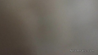 Dịch vụ giúp việc đặc biệt, dọn nhà sẵn dọn luôn con ciu anh chủ