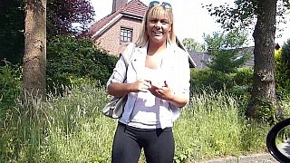 Ép con gái uống say rồi hãm hiếp địt cực mạnh