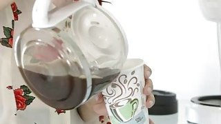 HZGD-226, HZGD-226 Chuyến đi 3 ngày 2 giường của cô gái và chuyến đi 3 ngày của người đã kết hôn đến nhà người phụ nữ đã kết hôn