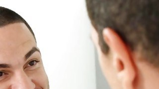 Lút cán em yêu trong bồn tắm cực kích thích