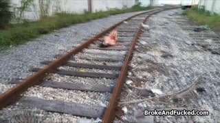 Chuyện tình, cái lồn của con đĩ đầy nước, tiếng rên rỉ thực sự khiến bạn lên đỉnh. Hãy thỏa mãn cô ấy ở trên, rồi tôi sẽ thỏa mãn ở dưới.