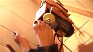 Tư thế doggy đứng nhục nhã. Tư thế này làm cho con chó cái trở nên gợi cảm, âm thanh cũng rất gợi cảm