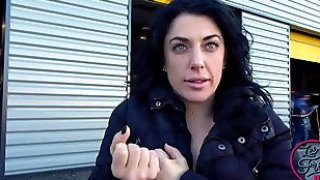 Bà già nóng bỏng quan hệ qua đường hậu môn sau khi thủ dâm