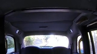 Chồng tôi đi làm nhưng âm hộ của tôi ngứa