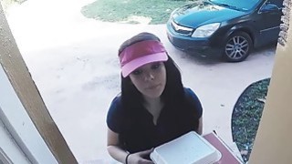 Thanh niên vào nhầm phòng gái lạ và cái kết