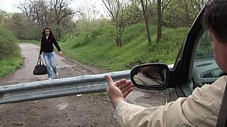 Vú em to làm buồi anh sướng bắn tinh ngập bể bơi