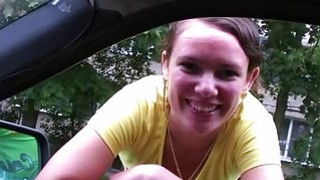 Henley Hart vào vai Cherry Mouth