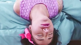 Cô nàng muốn tạo một ký ức khó quên cho chàng trai tuổi mới lớn