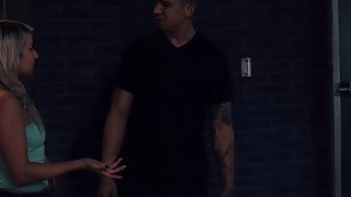 Mẹ kế ép con gái bú buồi anh trai