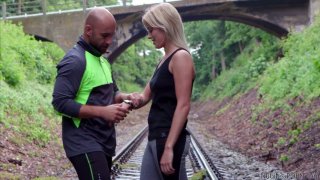 phim sex chiếc điều khiển thần kỳ