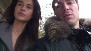 Thầy pháp giúp em gái lồn tơ mở rộng tiền tài