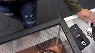 VEC-523, VEC-523 Bạn thân của mẹ Minami Momo