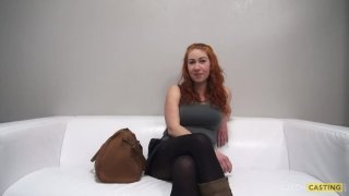 Mới chia tay người yêu chị gái nhờ tôi xoa lồn